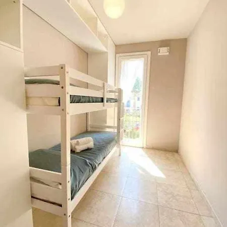 Apartment La Ginestraseaepeace *